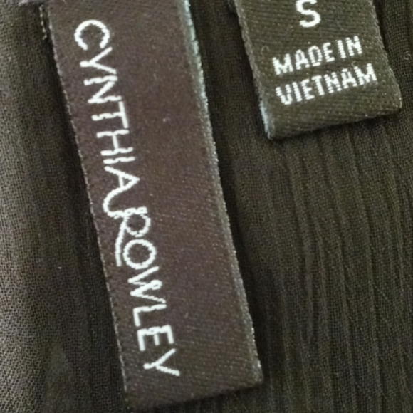 Cynthia Rowley White/Gray/Black. Black Mesh on Back Size Small - Picture 8 of 9